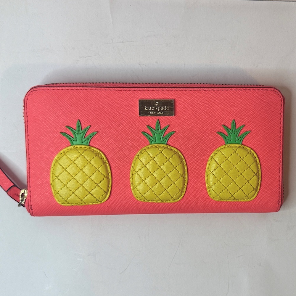Kate Spade Pineapple wallet